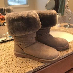 Cozy snow boot